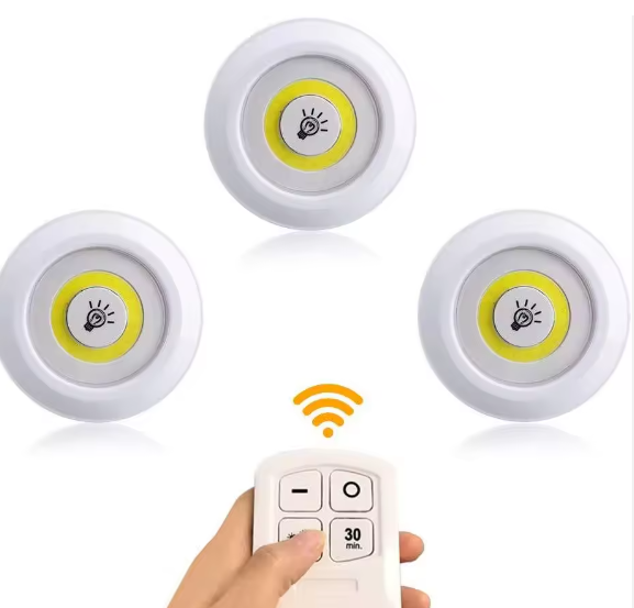 LUMIÈRE LED RÉGLABLE